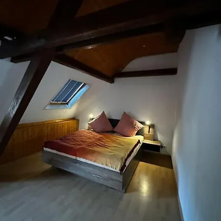 In Zell-merl Apartment