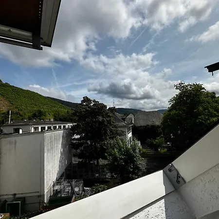 아파트 In Zell-merl