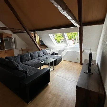 아파트 In Zell-merl 첼 안 데어 모젤